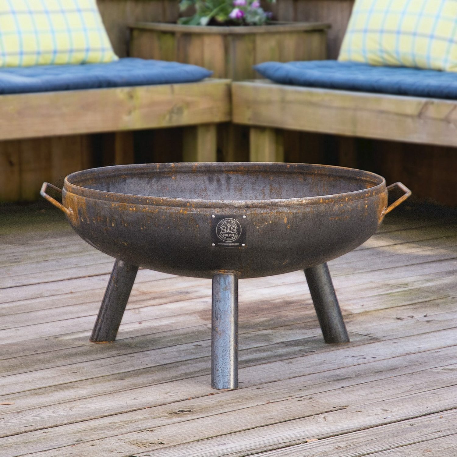 30” Elliptical Fire Pit on Legs Questions & Answers