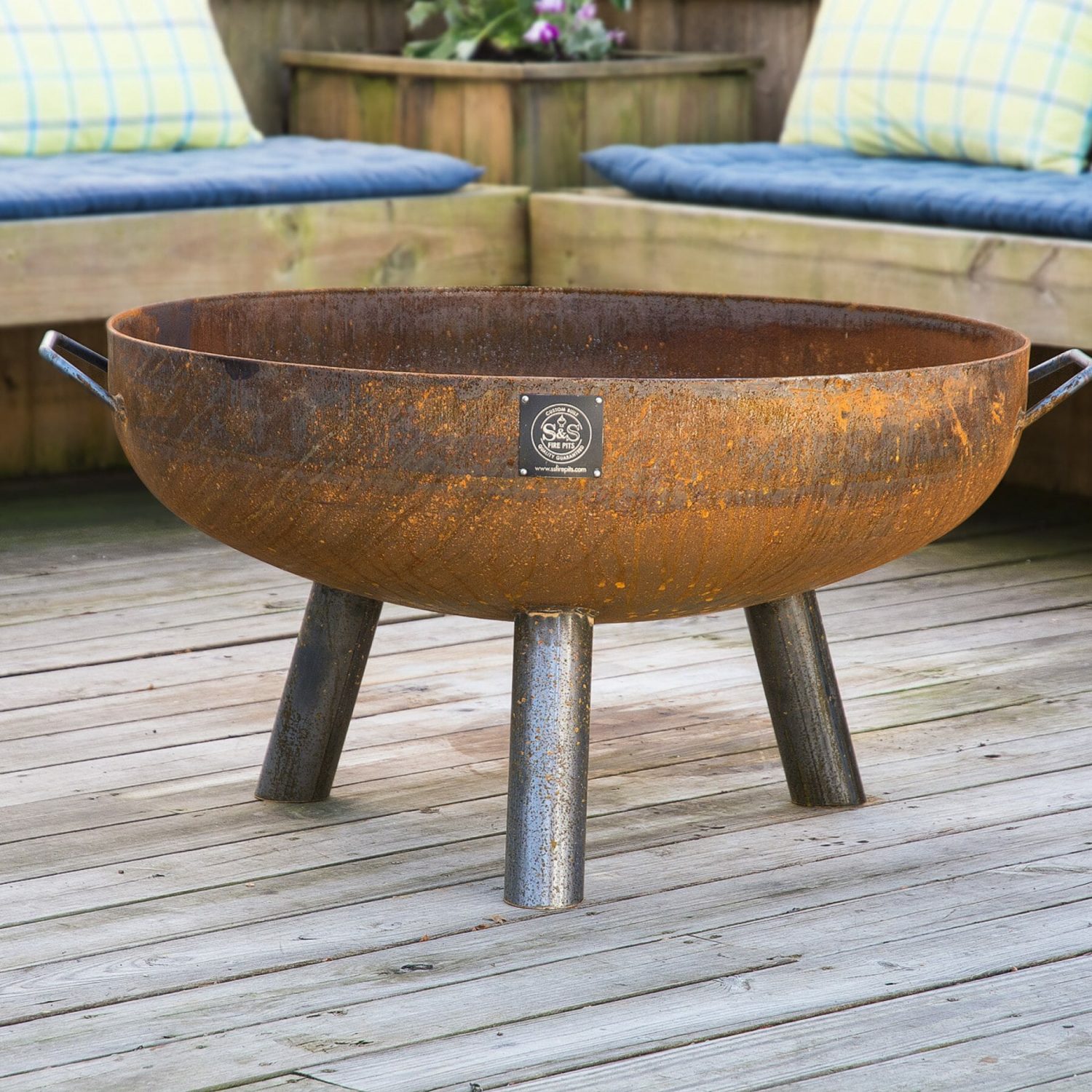 36” Elliptical Fire Pit on Legs Questions & Answers