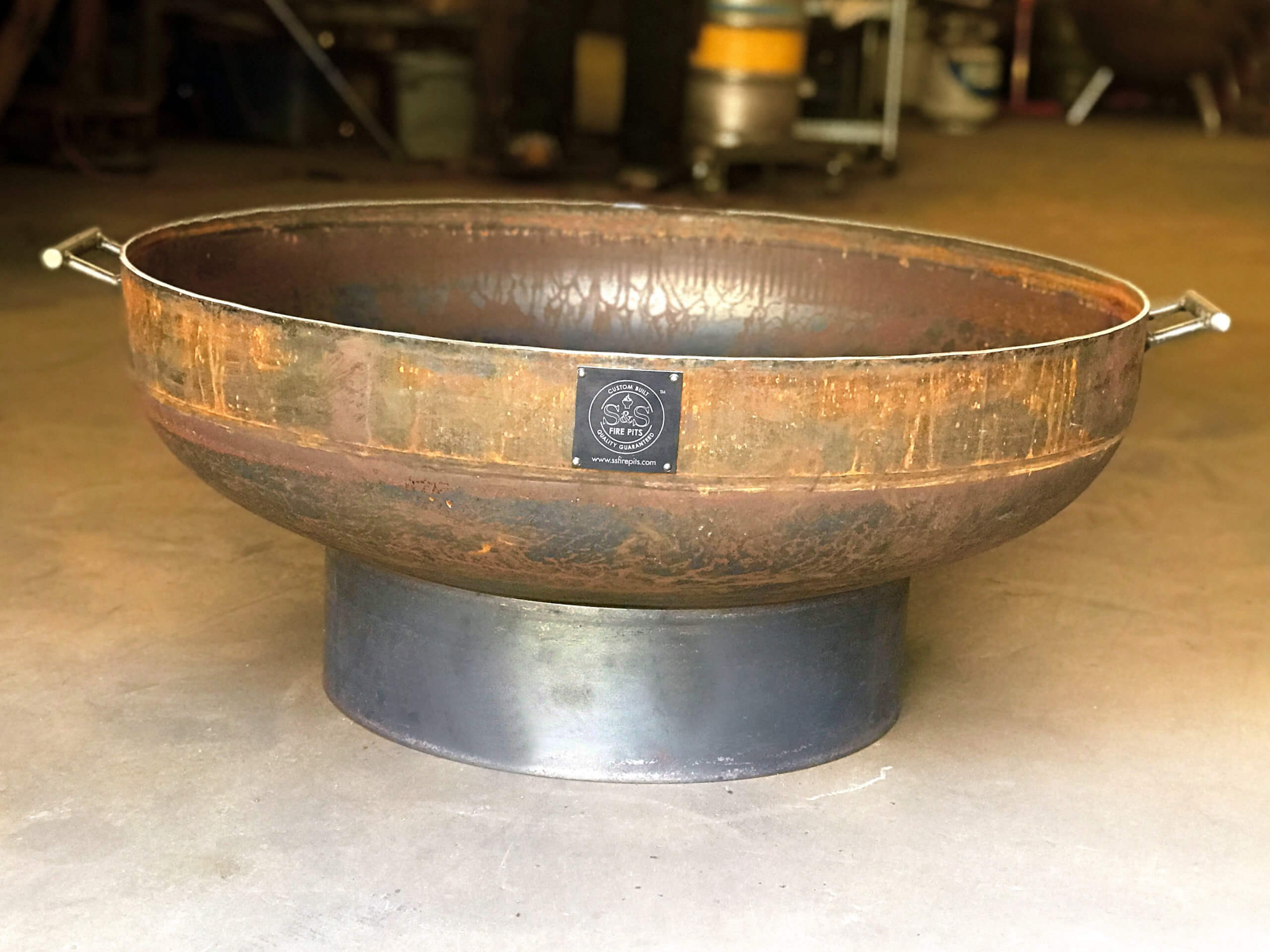 36″ Elliptical Short Fire Pit snuffer?