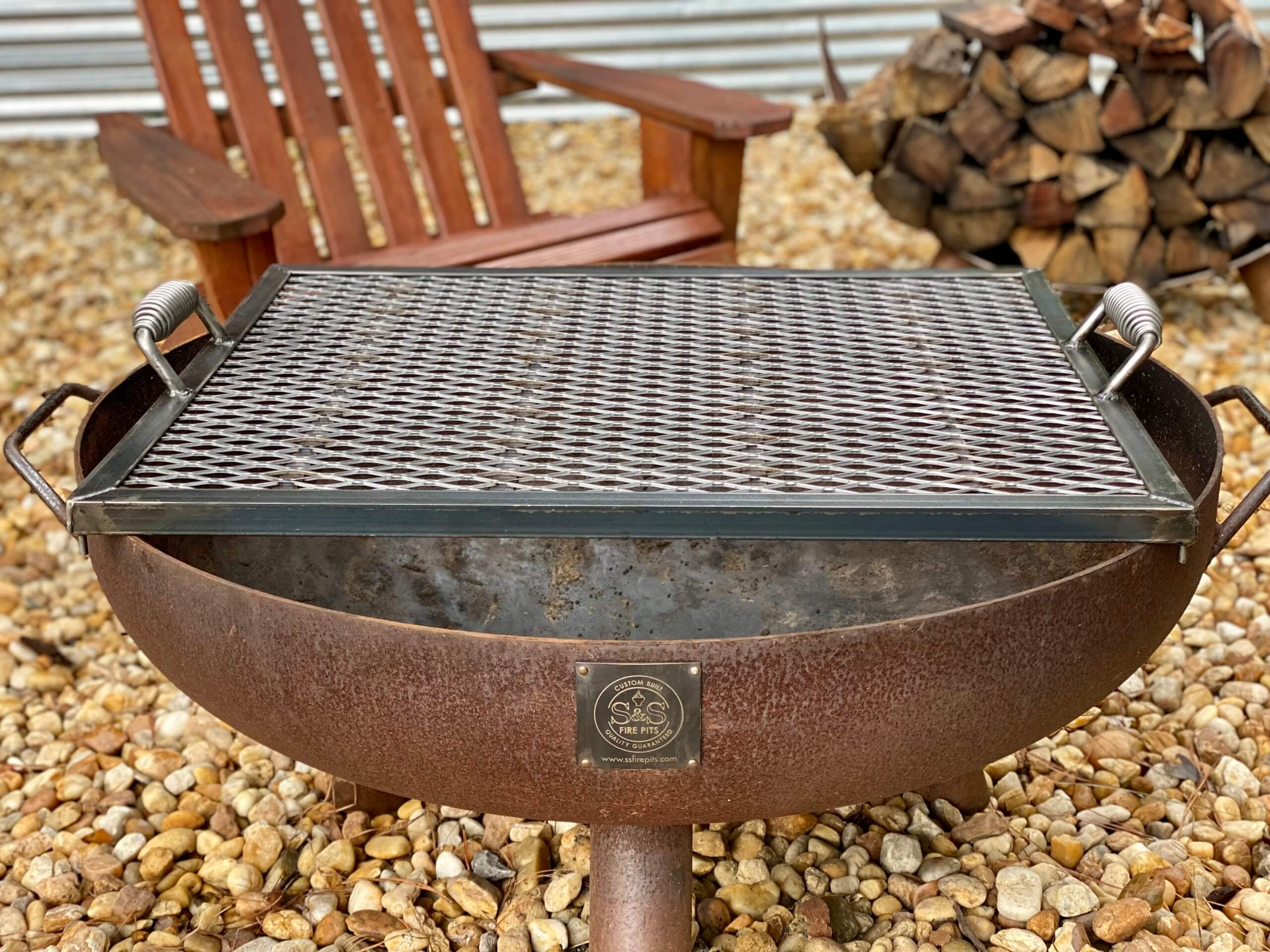 I have a round firepit with outside diameter of 33.33 inches.  It appears this would work, would you confirm. Thank