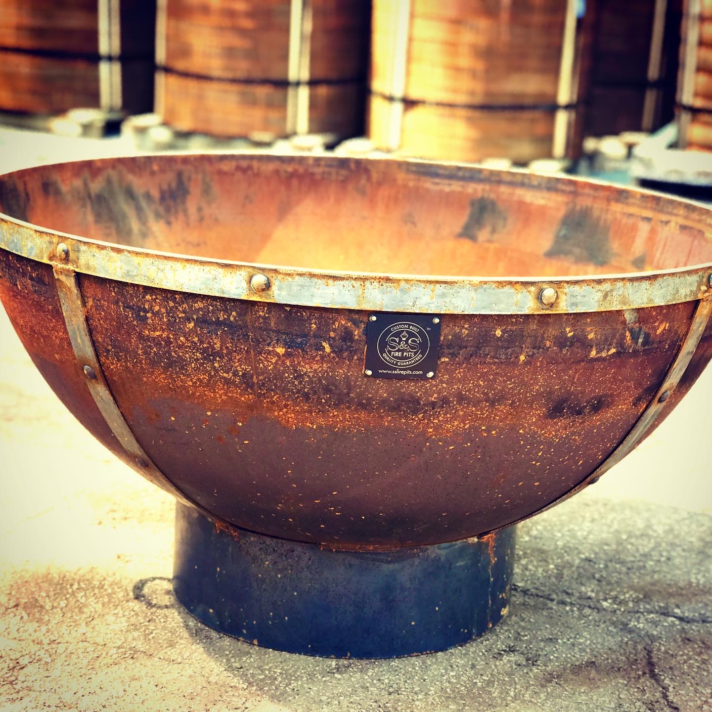 What type of steel is used for your cauldron along with the thickness of the gauge of steel? Thank you.